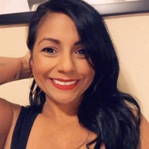 Meet your Posher, Marcela